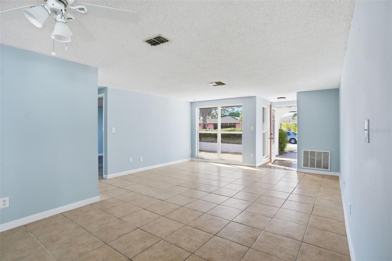 EMBASSY HILLS - Residential