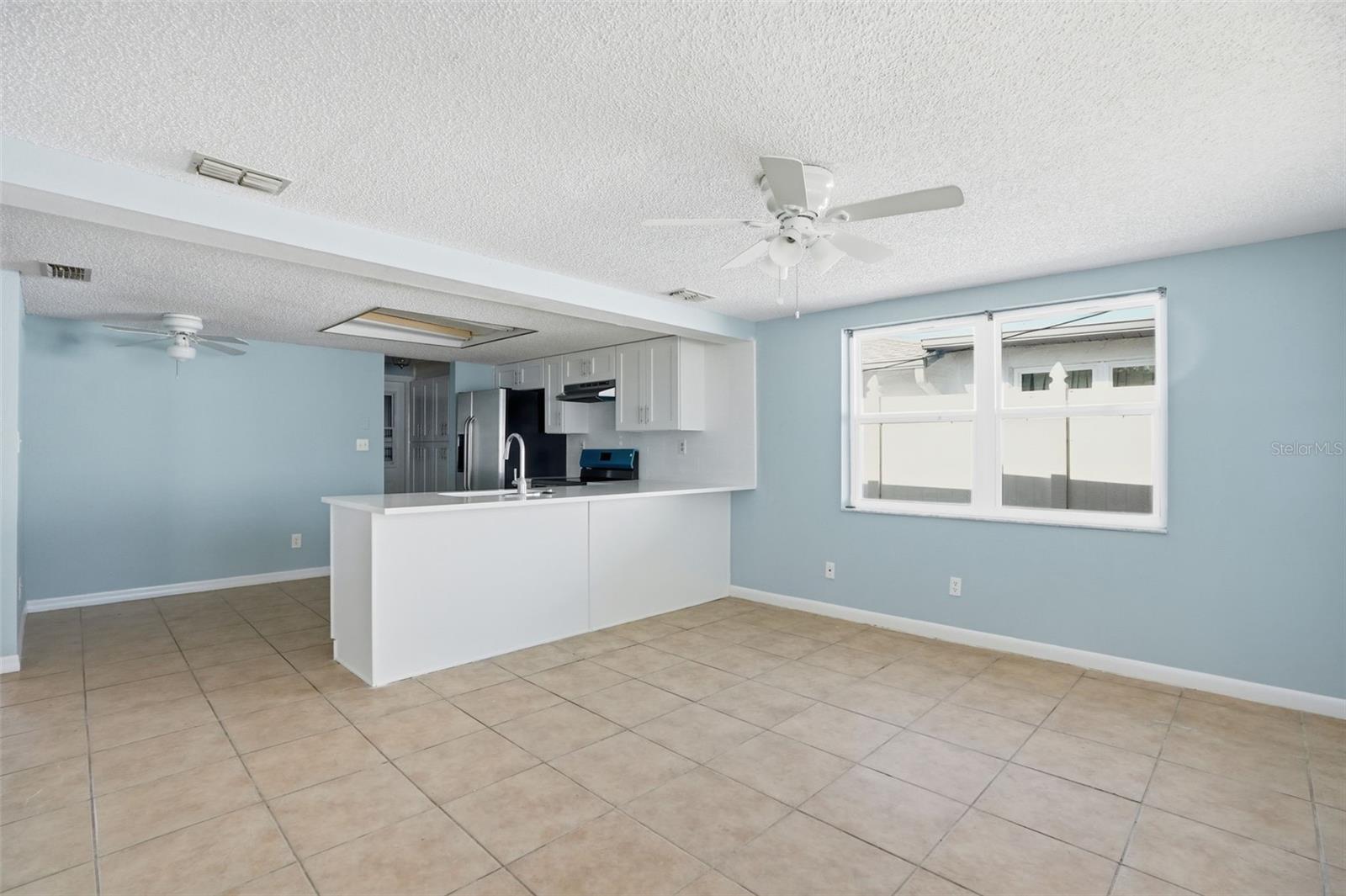 EMBASSY HILLS - Residential