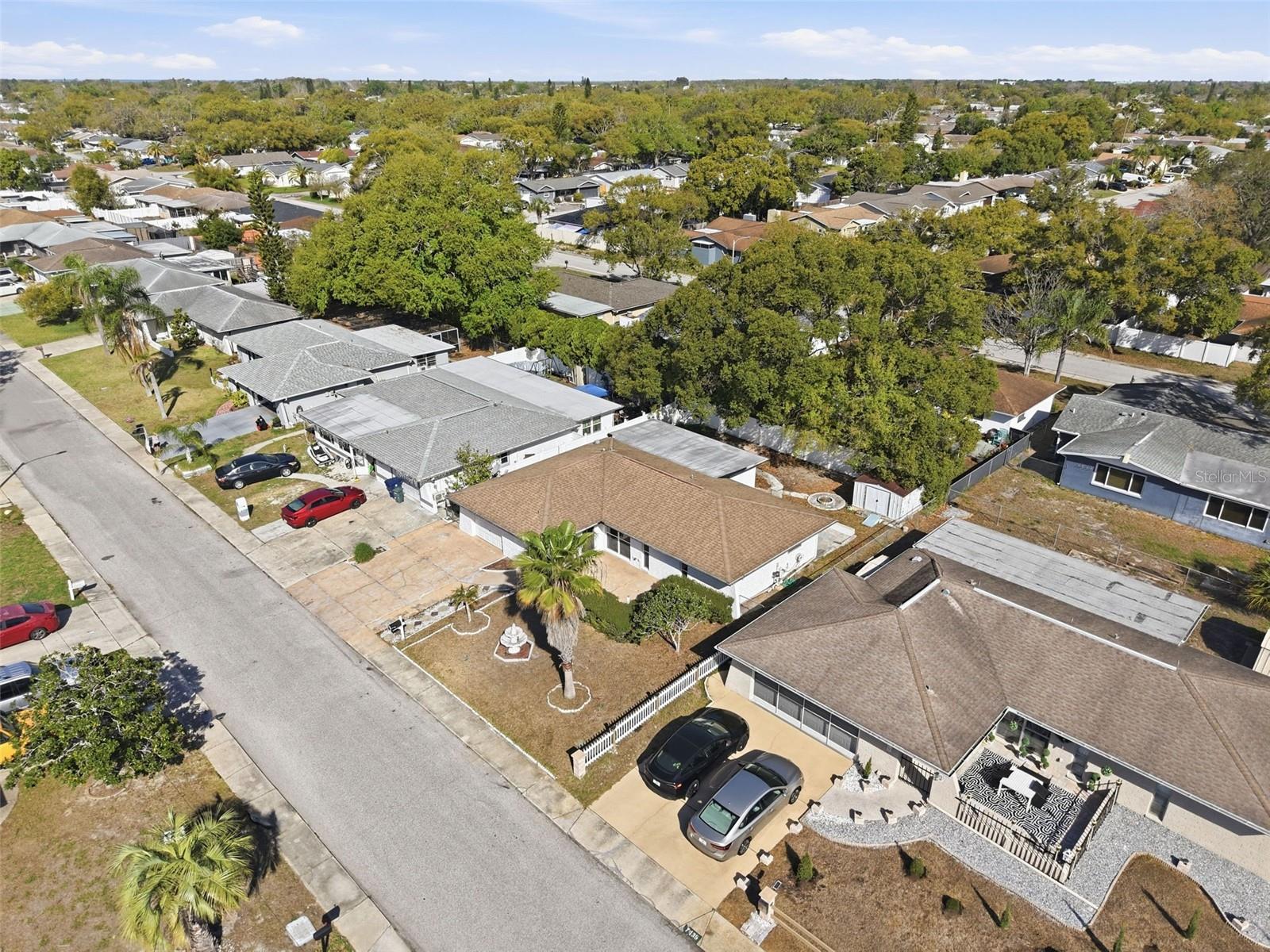 EMBASSY HILLS - Residential