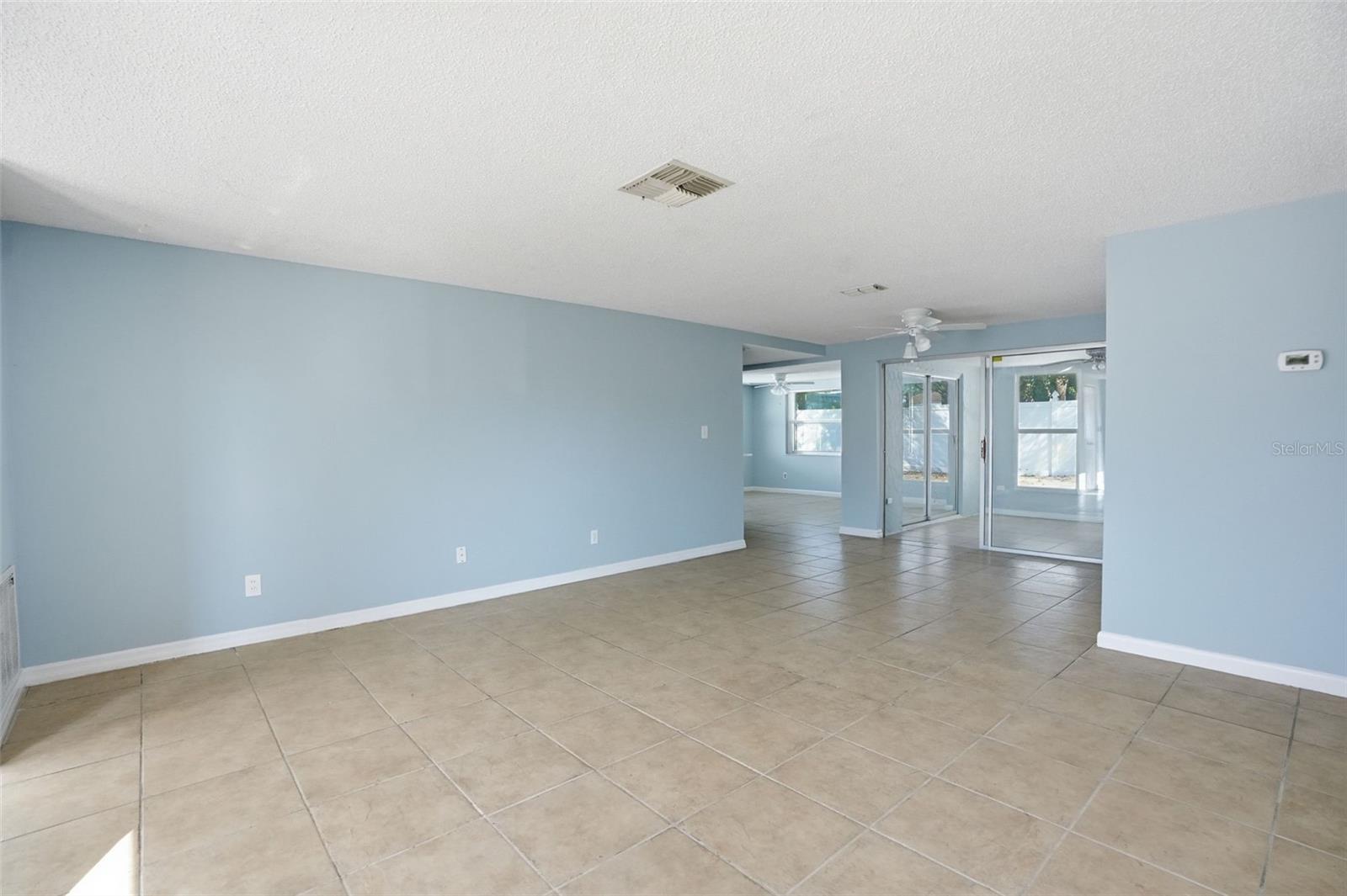 EMBASSY HILLS - Residential