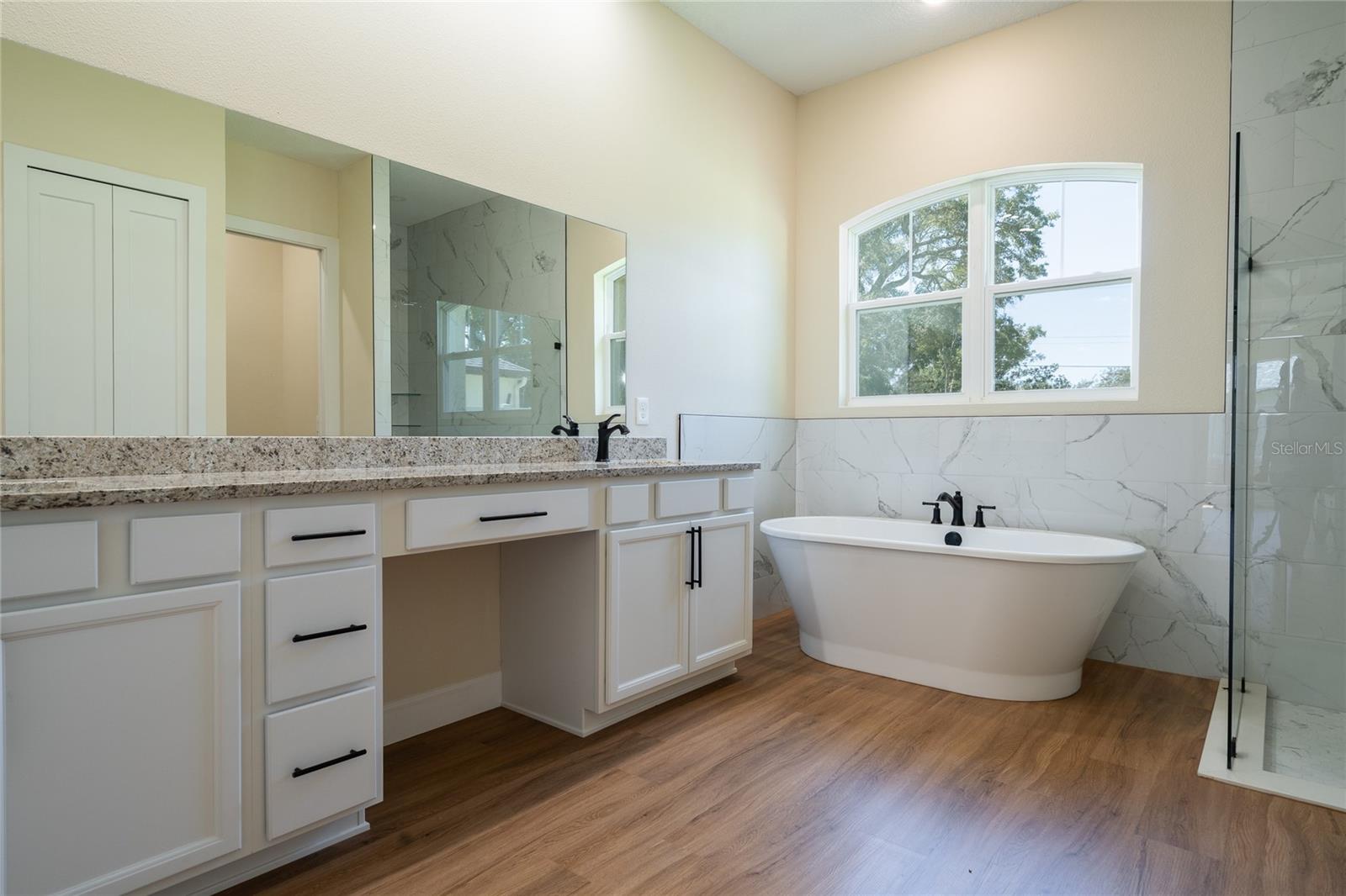 HADLOW PARK ADD - Residential