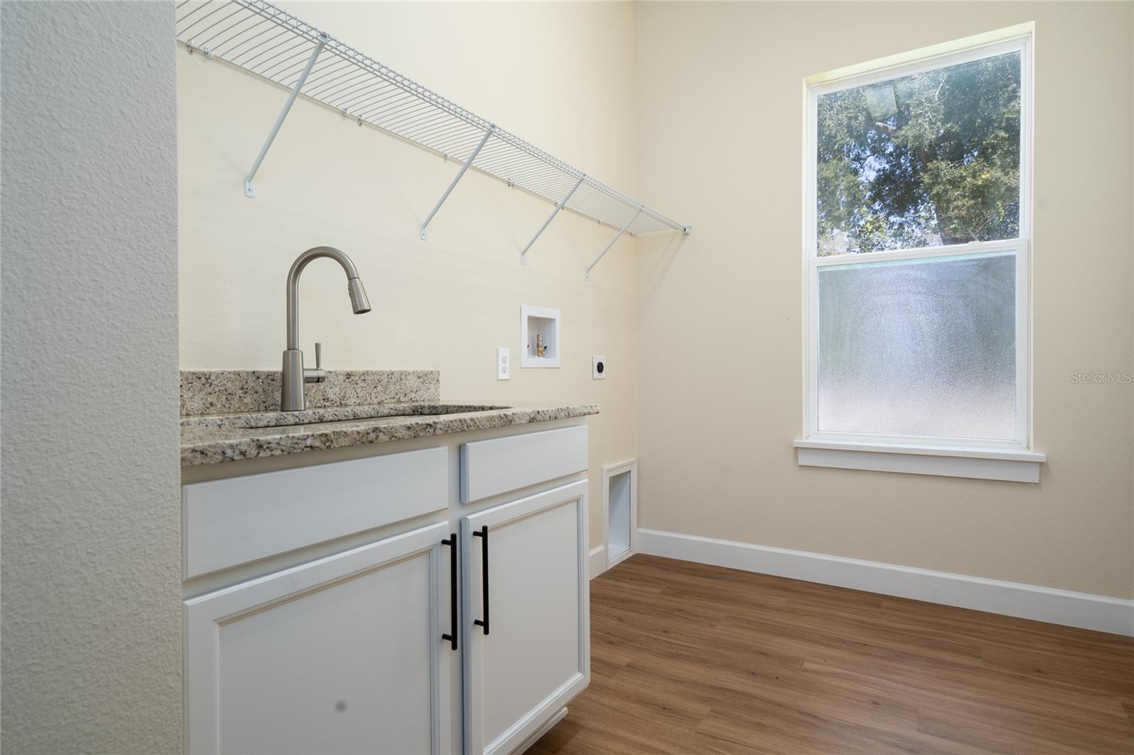 HADLOW PARK ADD - Residential