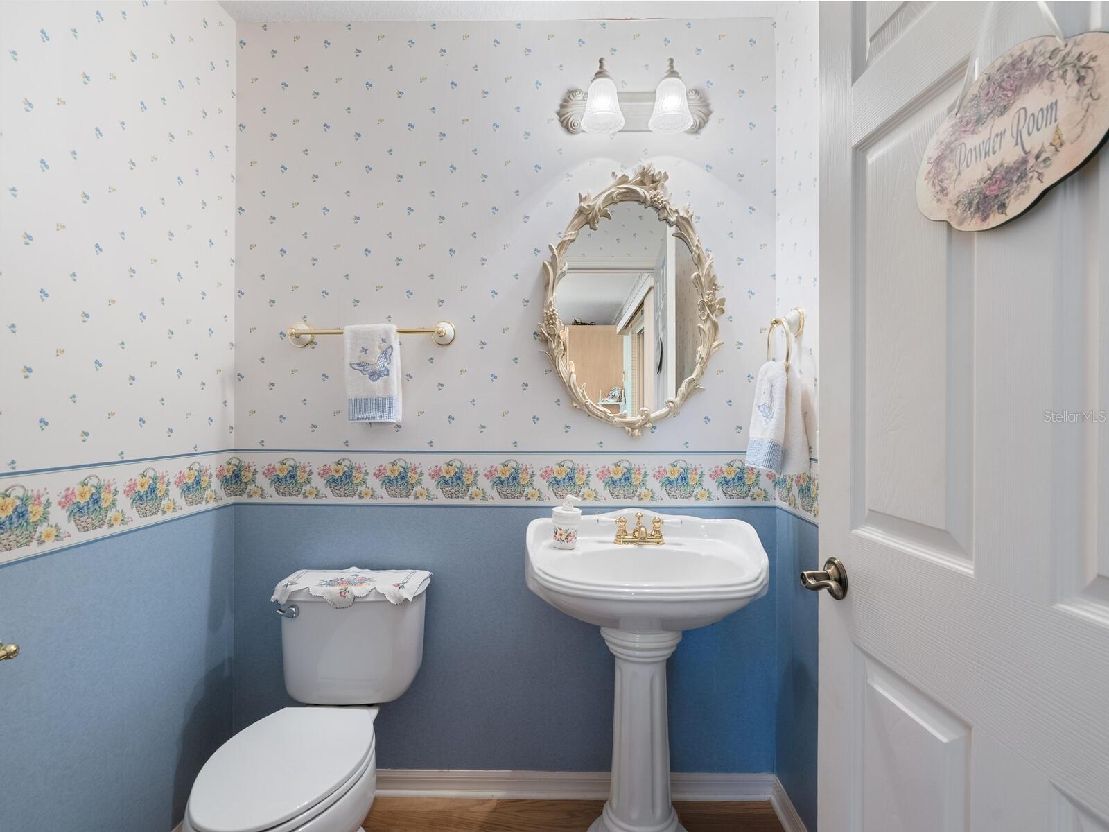 CAPE TOWN VILLAGE PH I - Residential