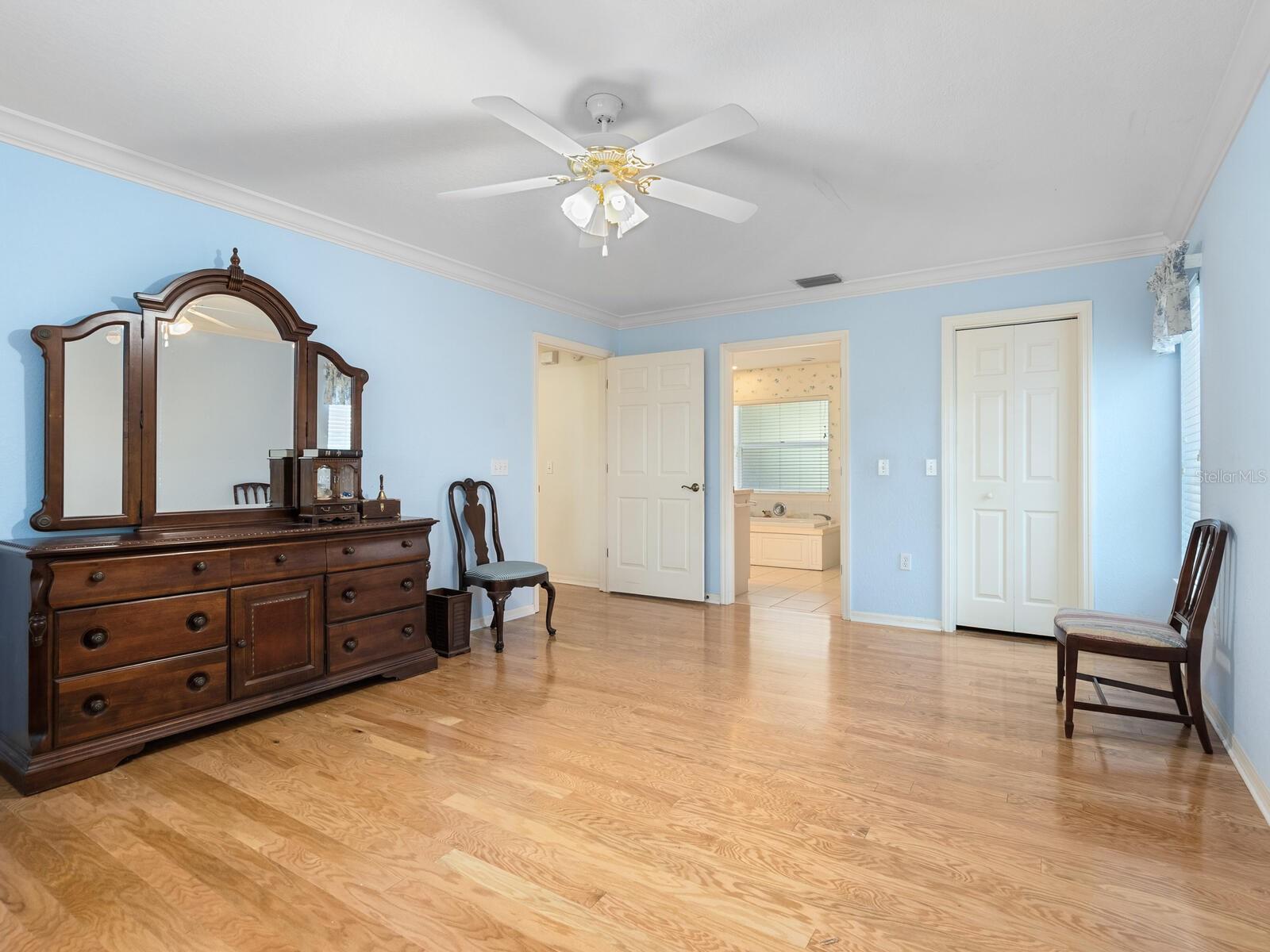 CAPE TOWN VILLAGE PH I - Residential