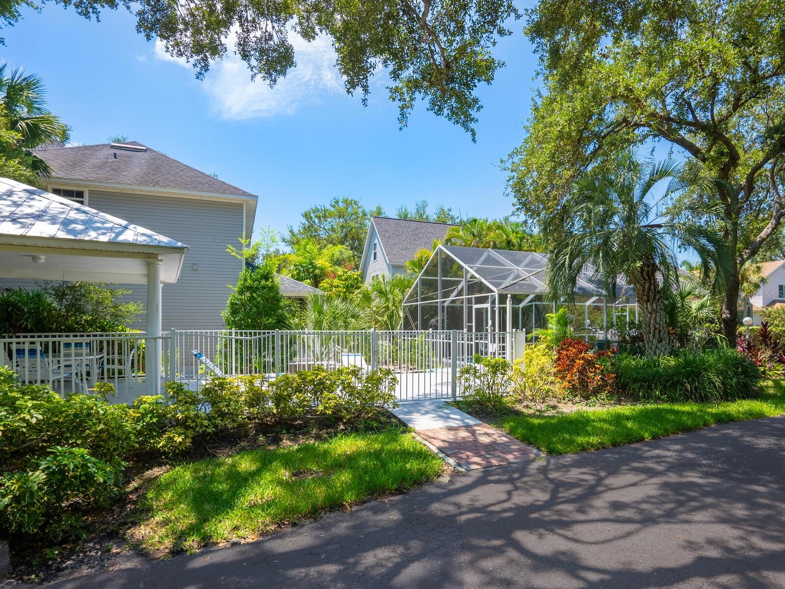 CAPE TOWN VILLAGE PH I - Residential