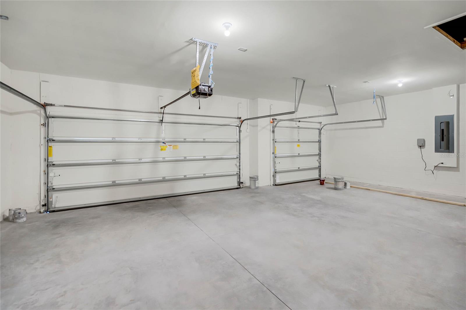 HARMONY ON LAKE ELOISE PHASE 4 - Residential