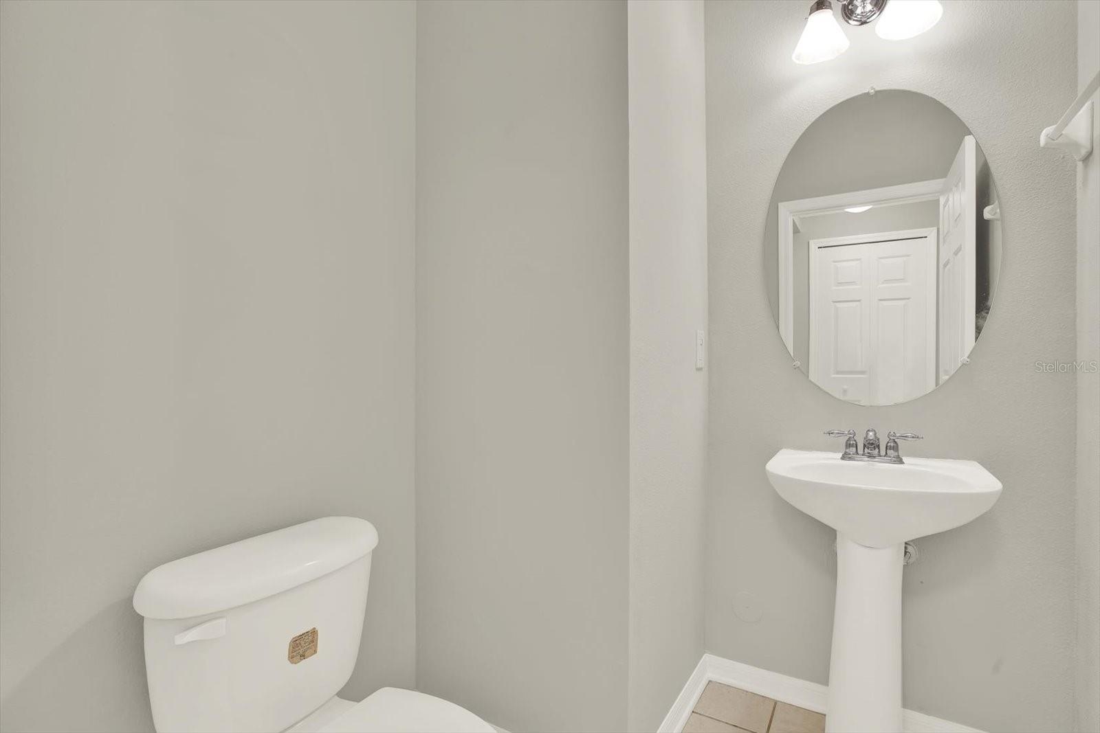 BALLANTRAE VILLAGE 01 - Residential