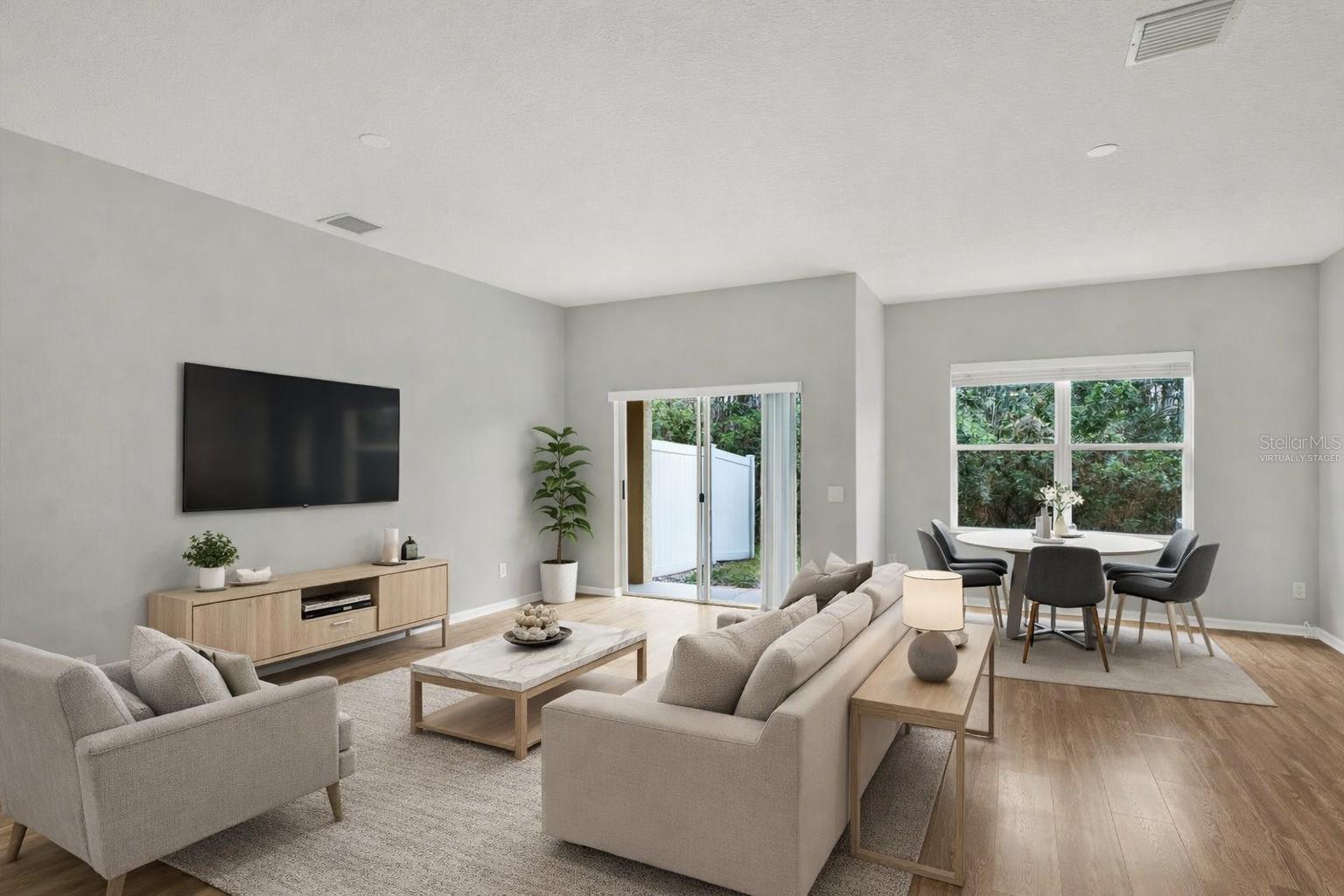 BALLANTRAE VILLAGE 01 - Residential