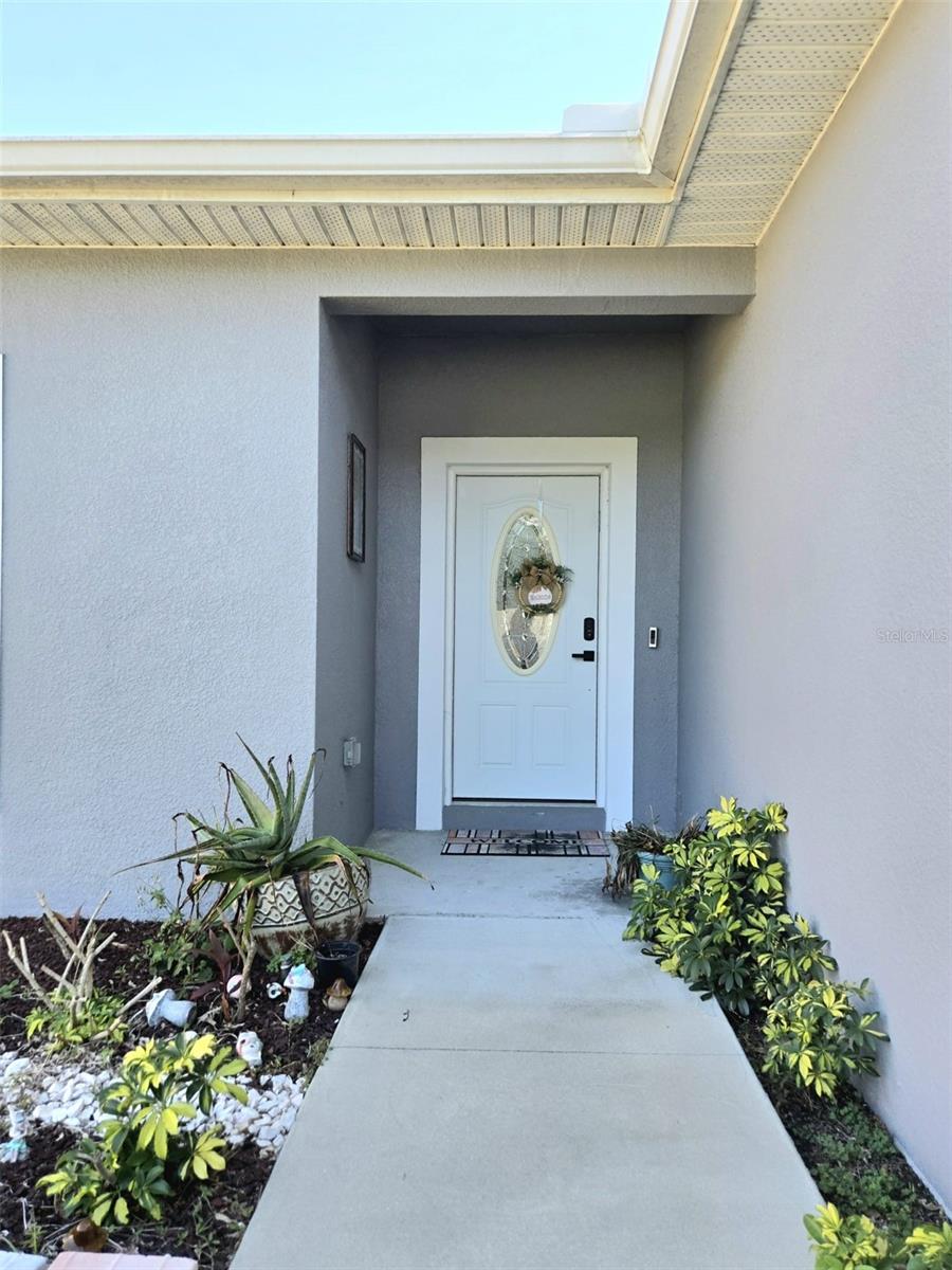209 E LEMON STREET
