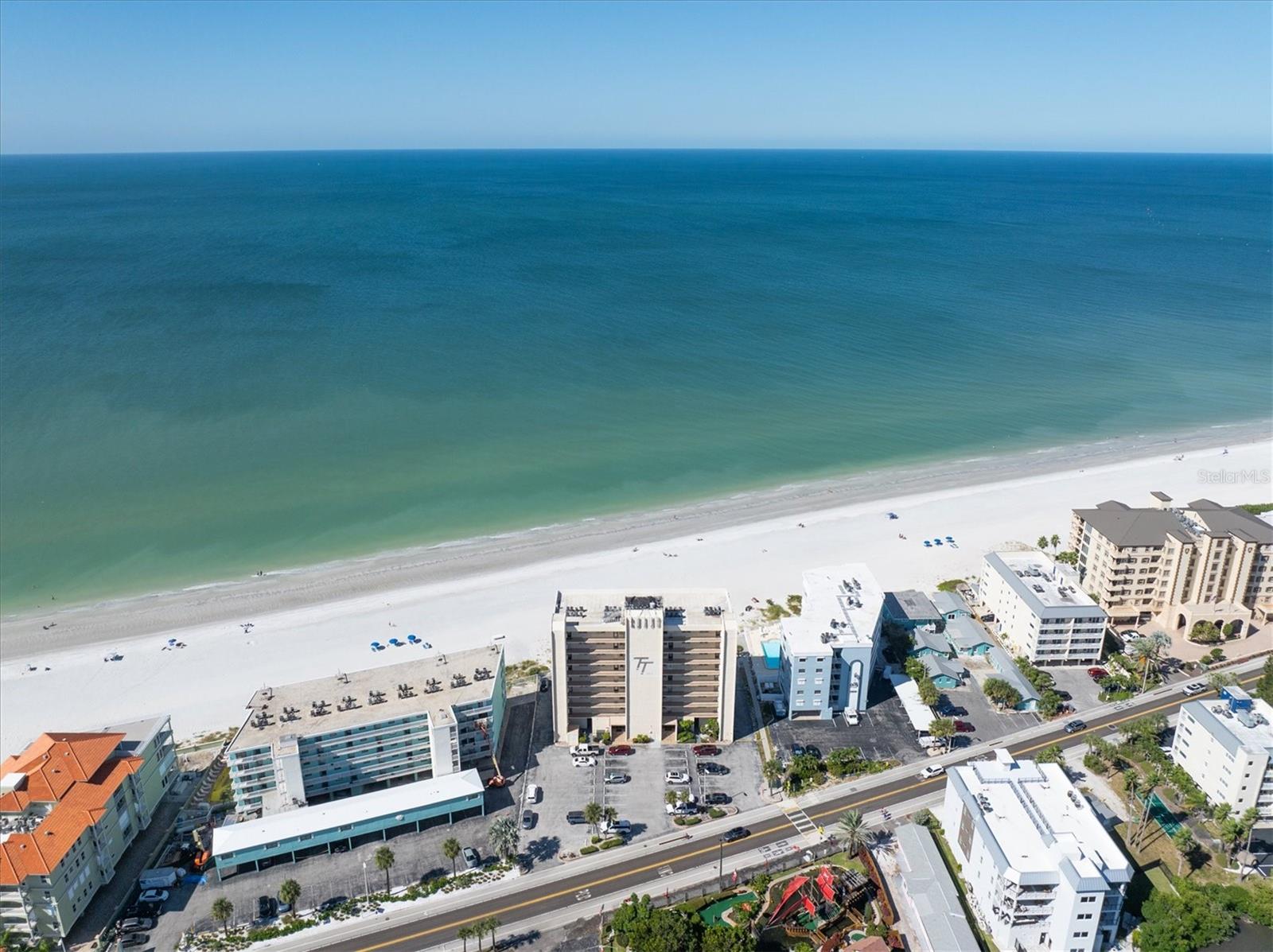 TAHITIAN TOWERS CONDO - Residential