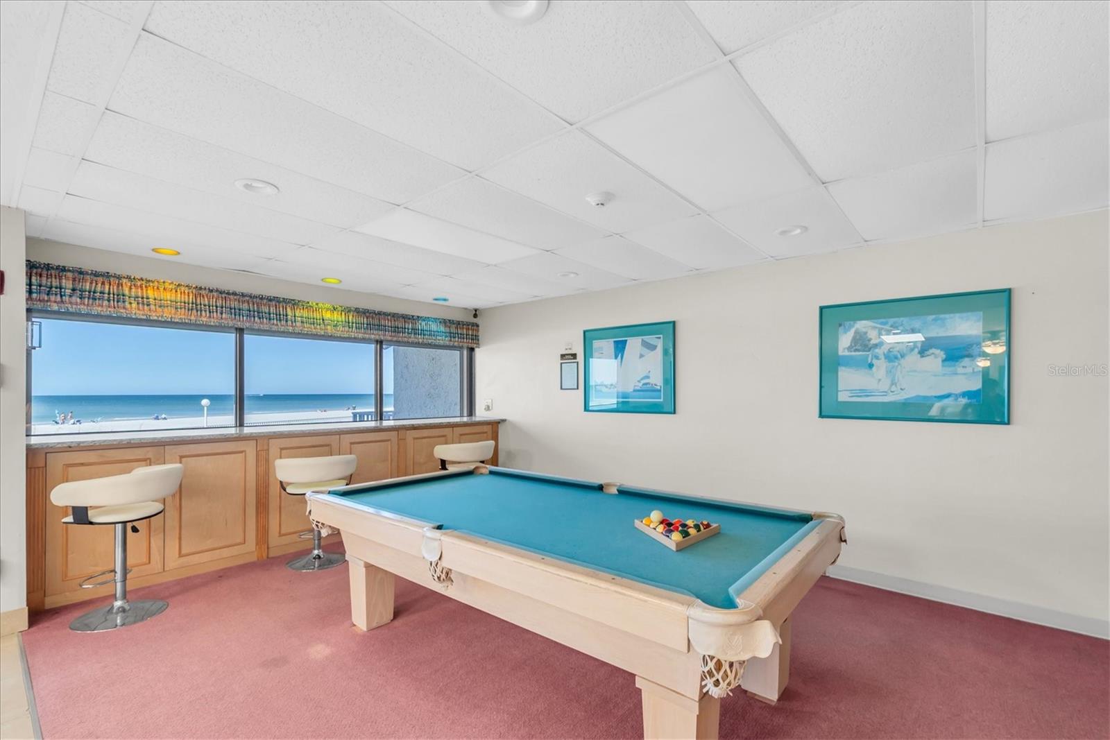 TAHITIAN TOWERS CONDO - Residential