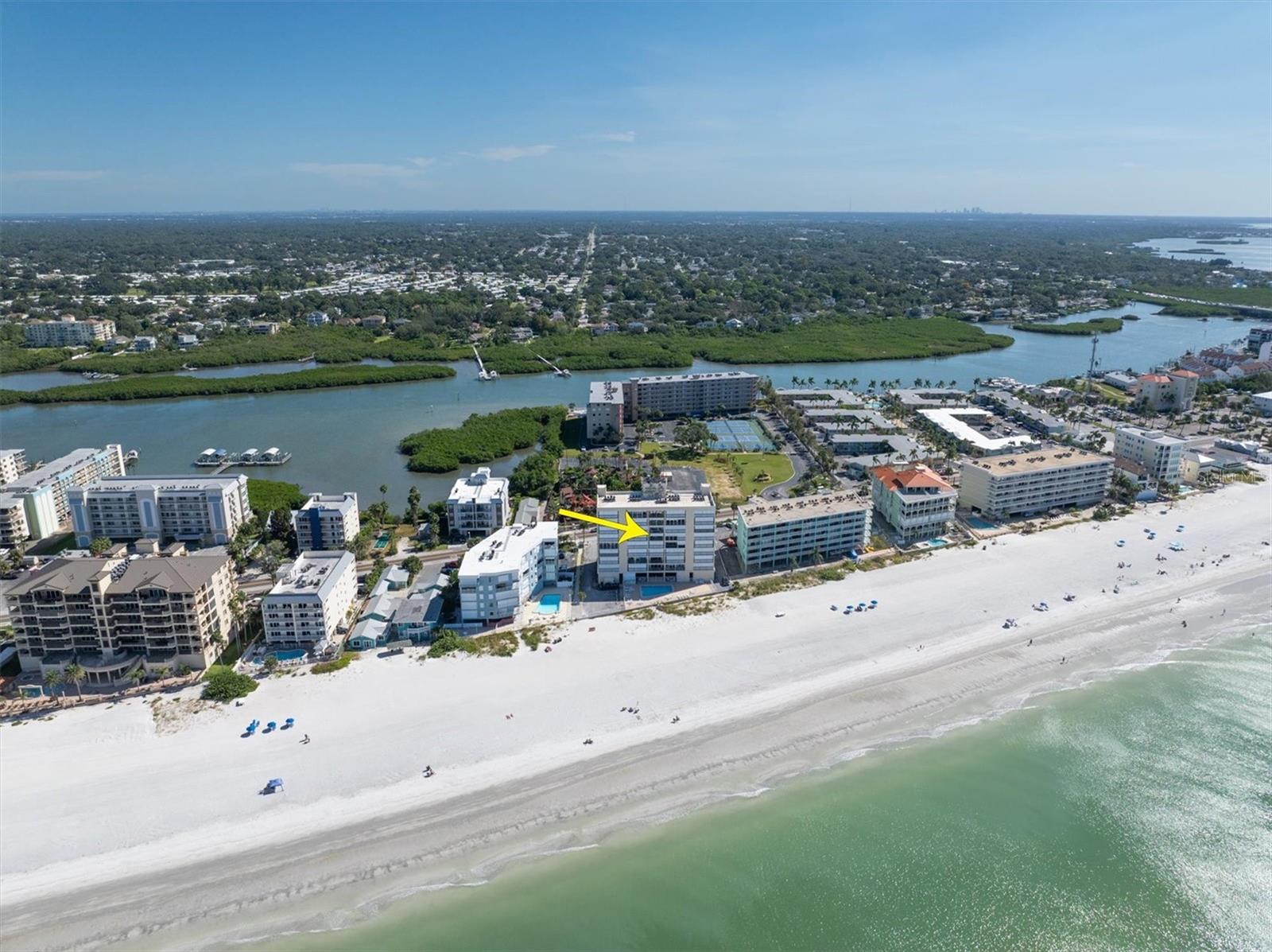 TAHITIAN TOWERS CONDO - Residential