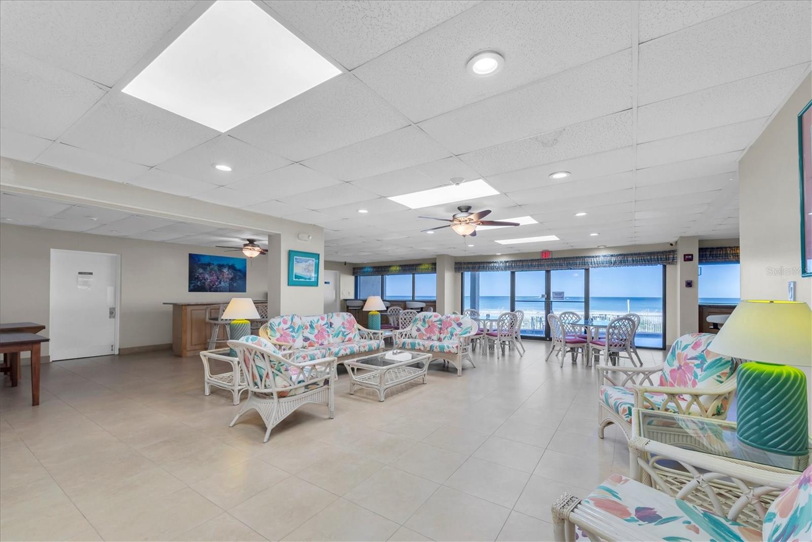 TAHITIAN TOWERS CONDO - Residential