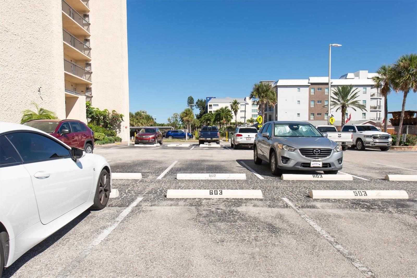 TAHITIAN TOWERS CONDO - Residential