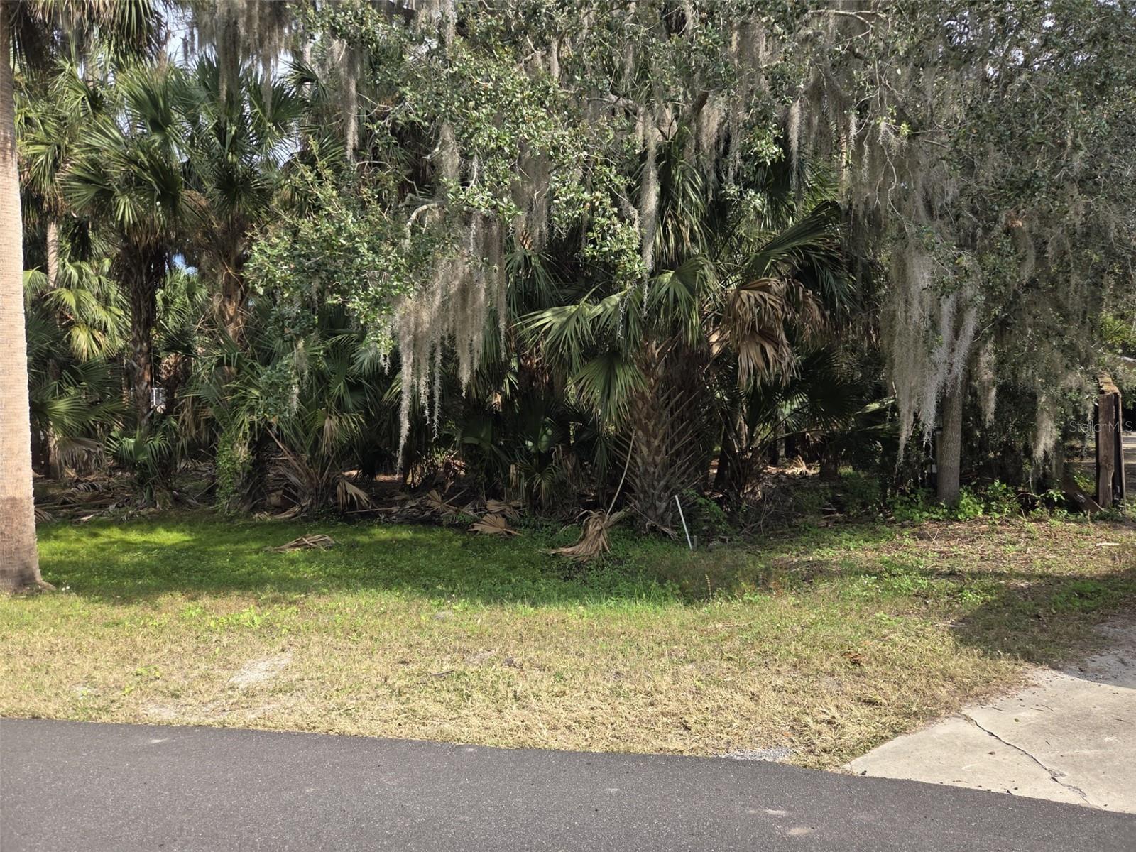 STONE ISLAND ESTATES UNIT 04 & 06 - Land