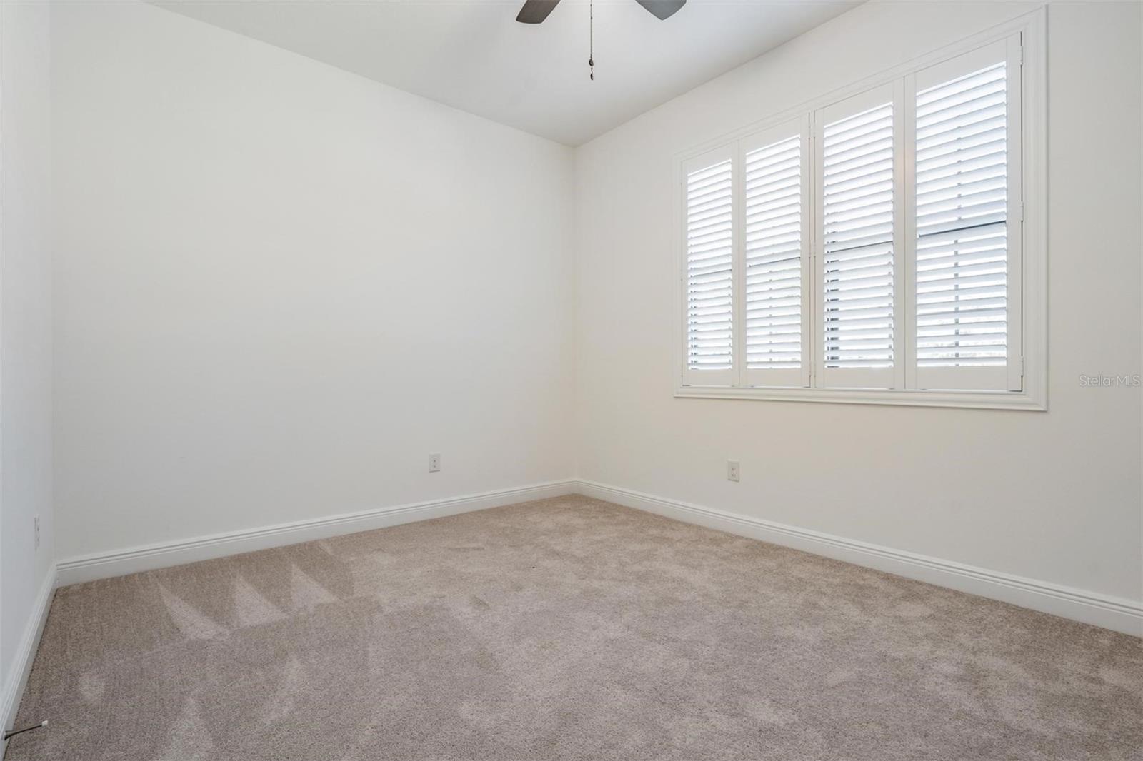 PADDOCK MANOR - Residential Lease