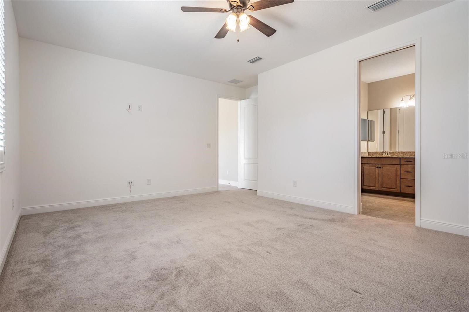 PADDOCK MANOR - Residential Lease