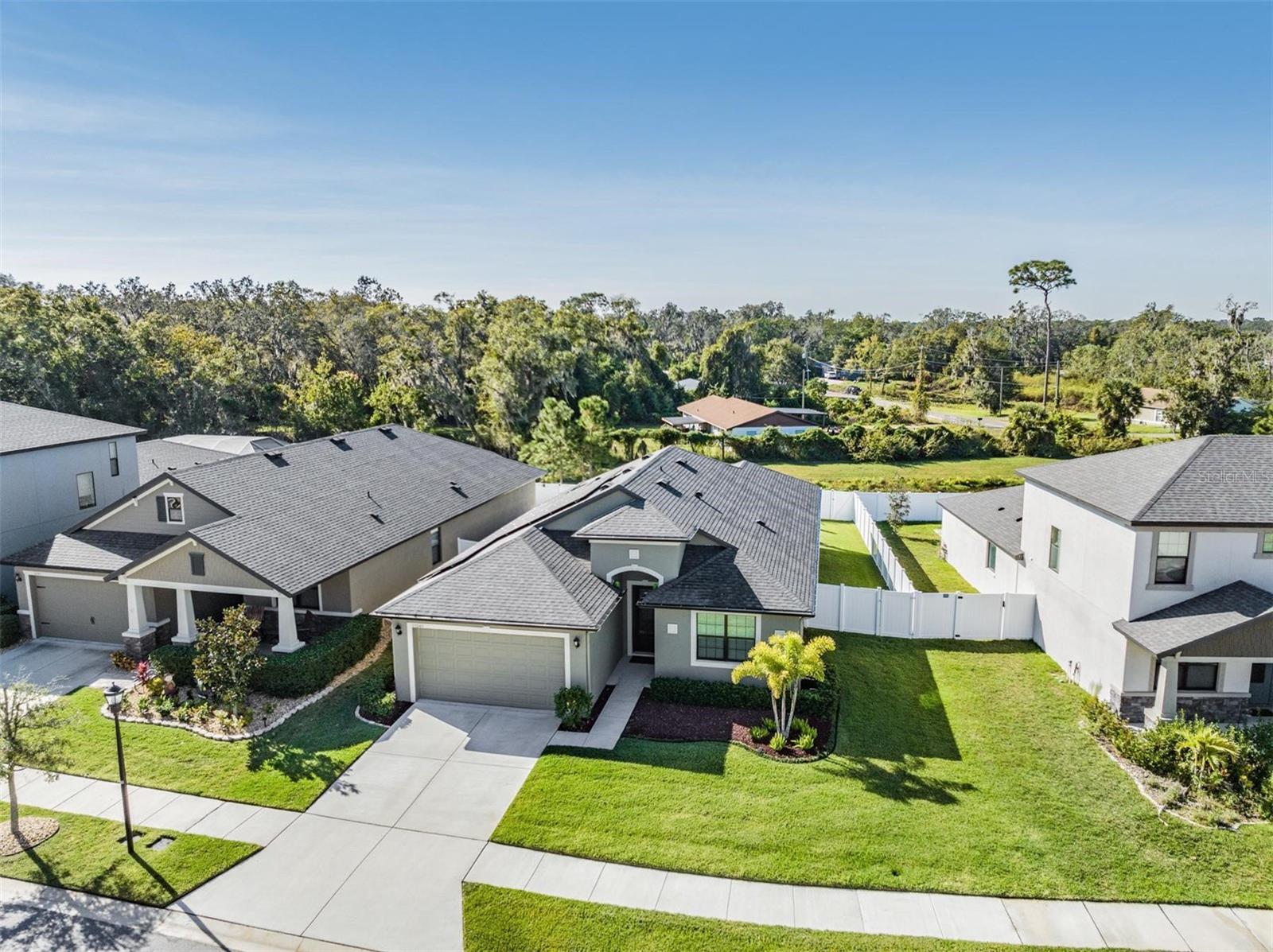 PADDOCK MANOR - Residential Lease