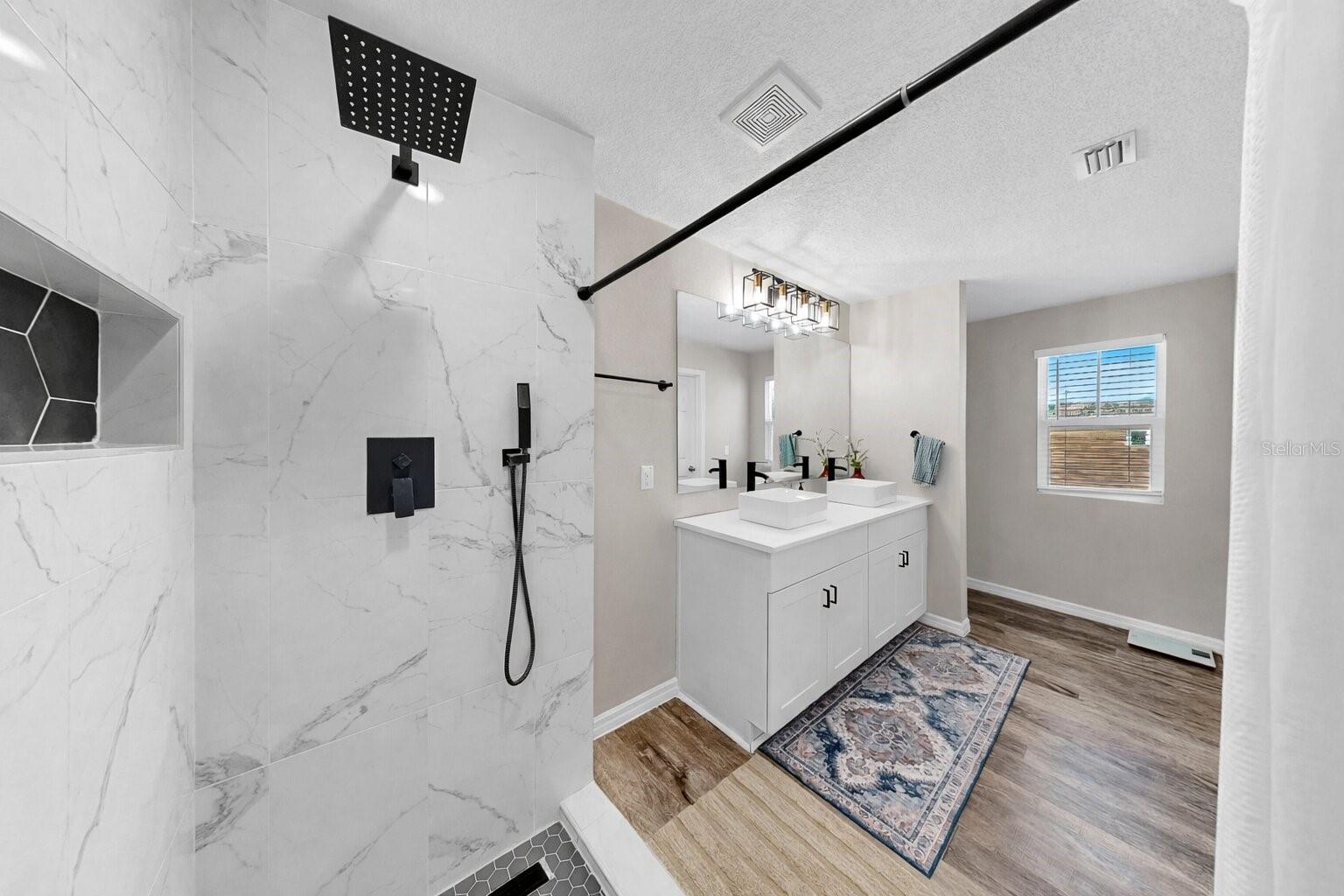 TRIPLE CREEK - Residential