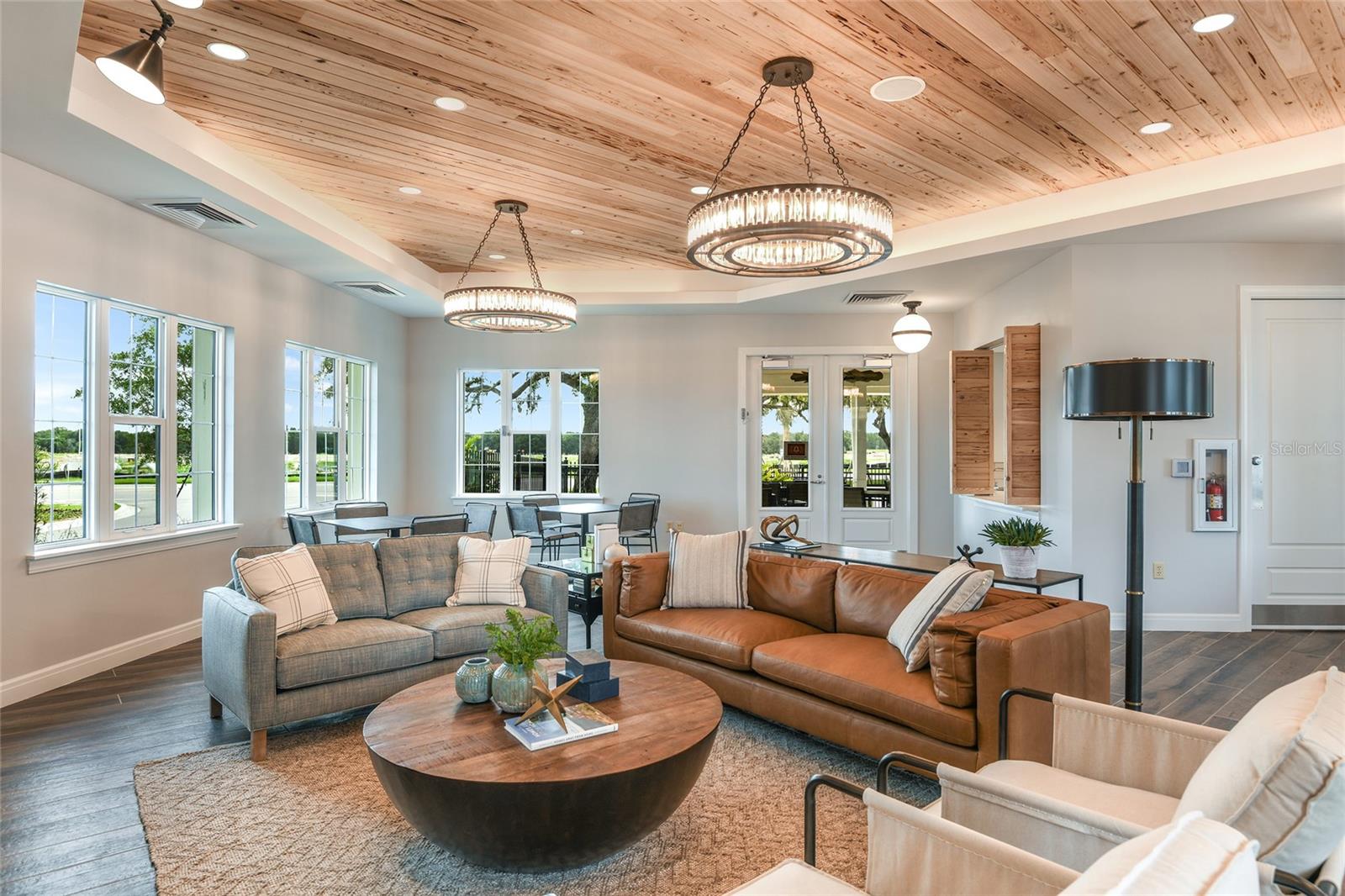 TRIPLE CREEK - Residential