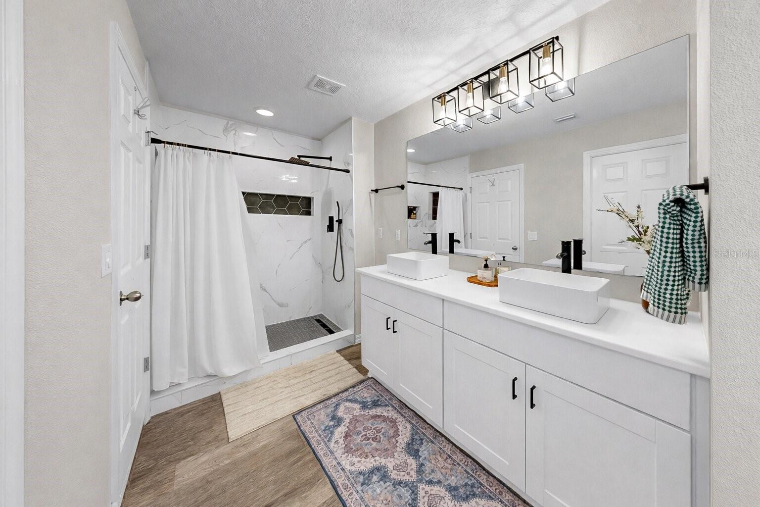 TRIPLE CREEK - Residential