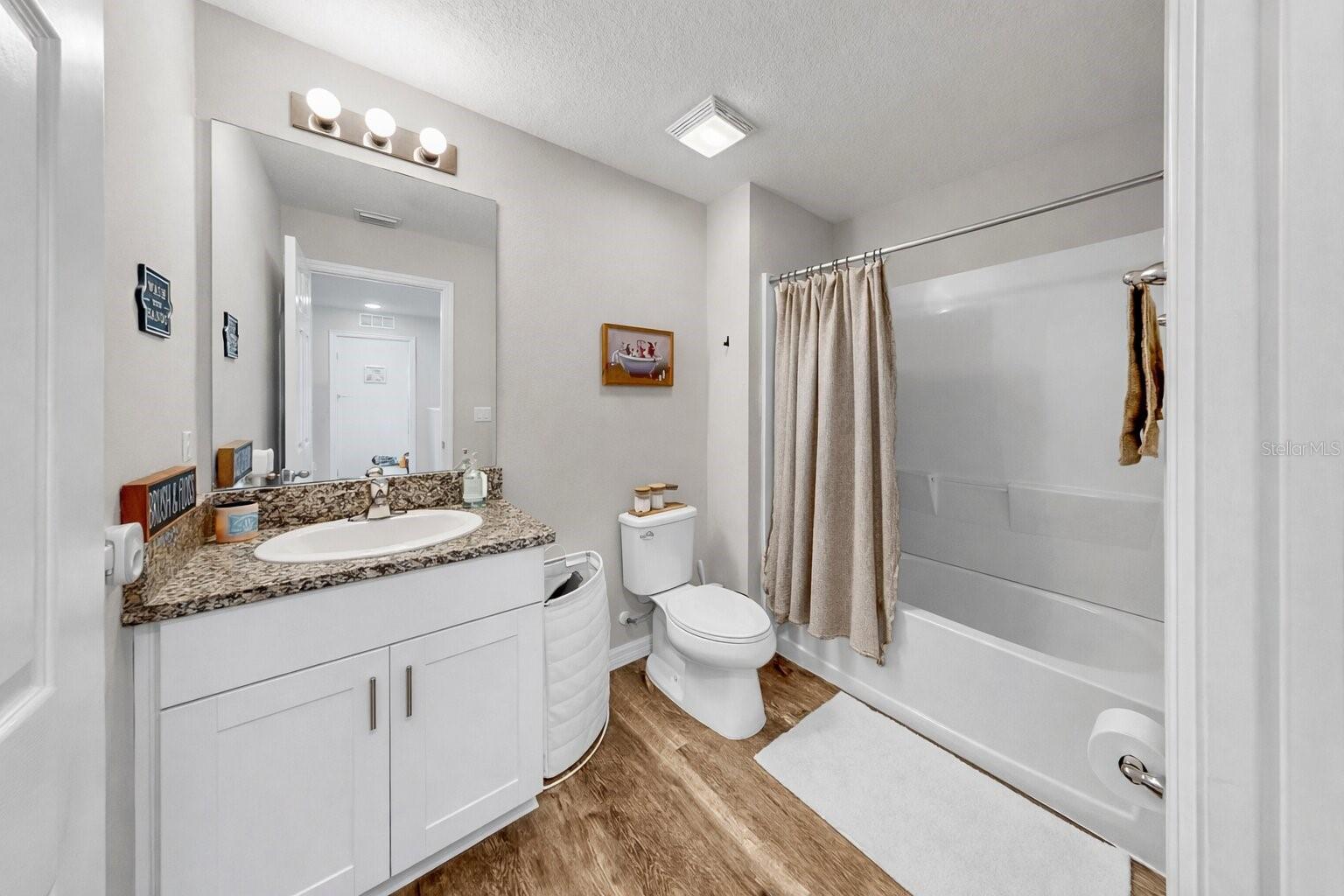 TRIPLE CREEK - Residential