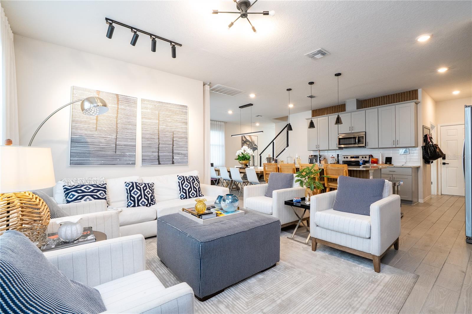 VILLAGES/MINNEOLA HILLS PH IA - Residential