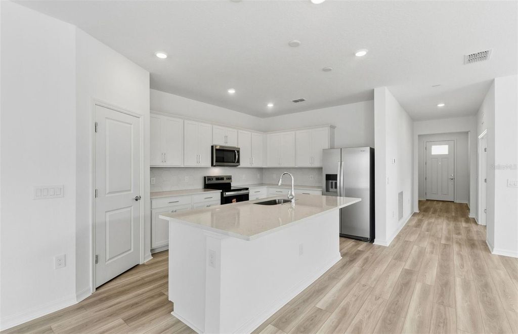 Photo of 1735 Ruby Lane, Lake Alfred, FL 33850 (MLS # TB8421712)