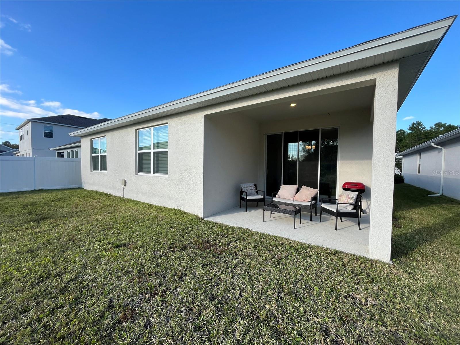 RIVINGTON PH 1D - Residential Lease