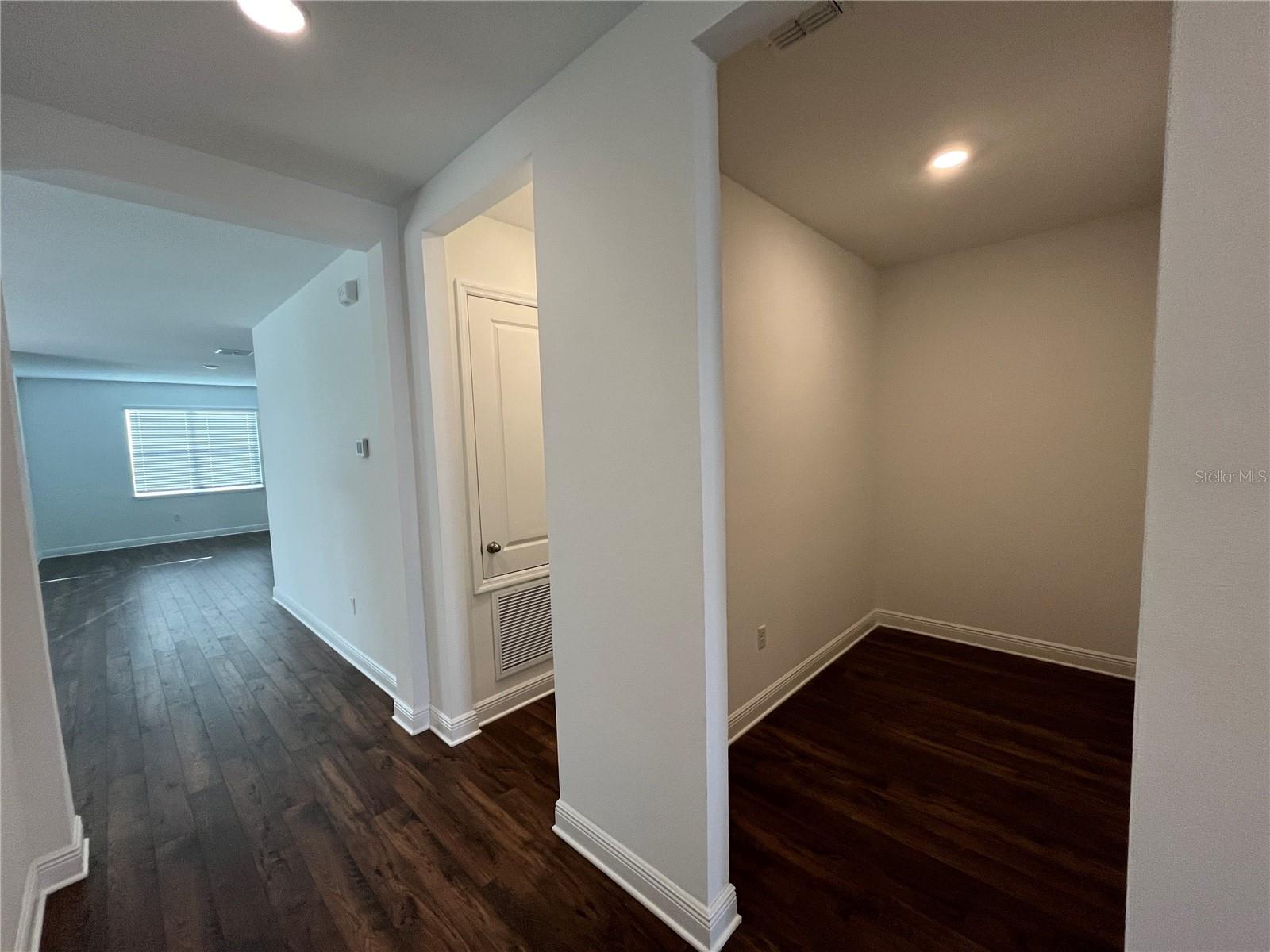 RIVINGTON PH 1D - Residential Lease