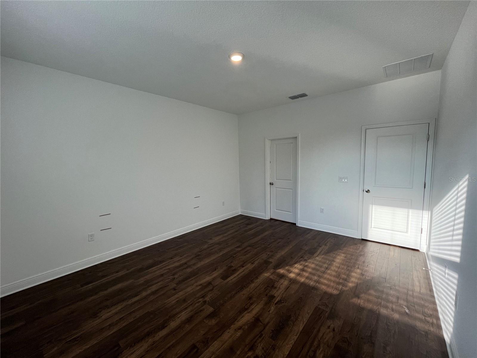 RIVINGTON PH 1D - Residential Lease