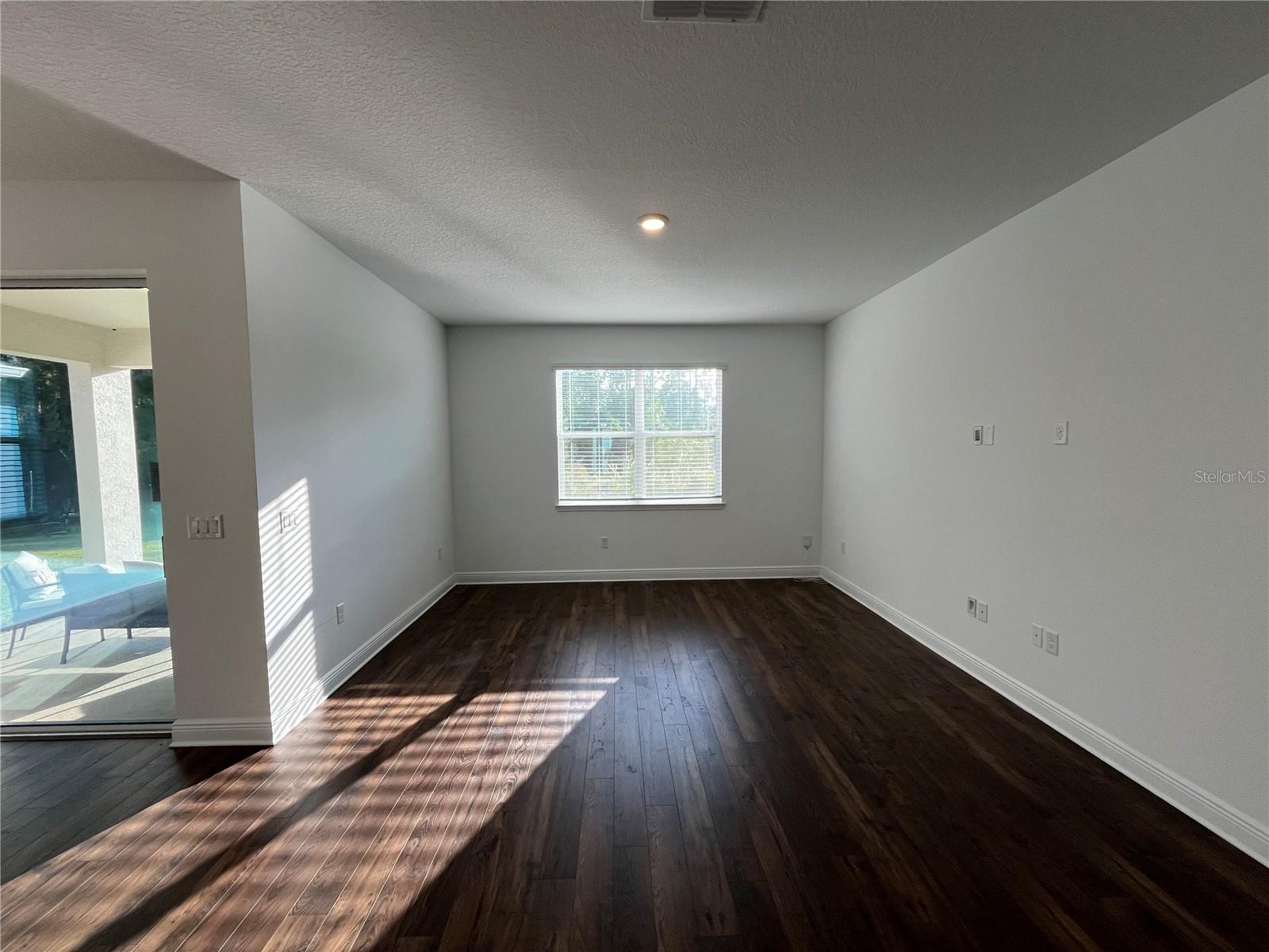 RIVINGTON PH 1D - Residential Lease