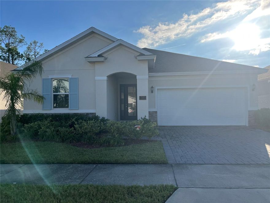 BEAUTIFUL HOME LOCATED IN THE RIVINGTON COMMUNITY
Very Clean Property. Move in Ready! 2 Parking Spots. 2 Car Garage. No Rear Neighbors. Backyard Patio. Living, Family & Dining Rooms. Granite Countertops. 42” Cabinets. Upgraded Kitchen. Hardwood Flooring. Tile in wet areas. COMMUNITY Pool!! COMMUNITY Playground. COMMUNITY Clubhouse. COMMUNITY Walking Trail. CONVENIENT To: I-4. CONVENIENT to: Major Roads, Shopping, Schools. The deposit amount is based upon the application results. Pets: OK (Dangerous Pets are not permitted, Pit Bulls, etc.) Priced $2,350.00 for the first 4 months, $2,499.00 for the remaining 8 months (Average: $2,449.00/mo). AVAILABLE: NOW