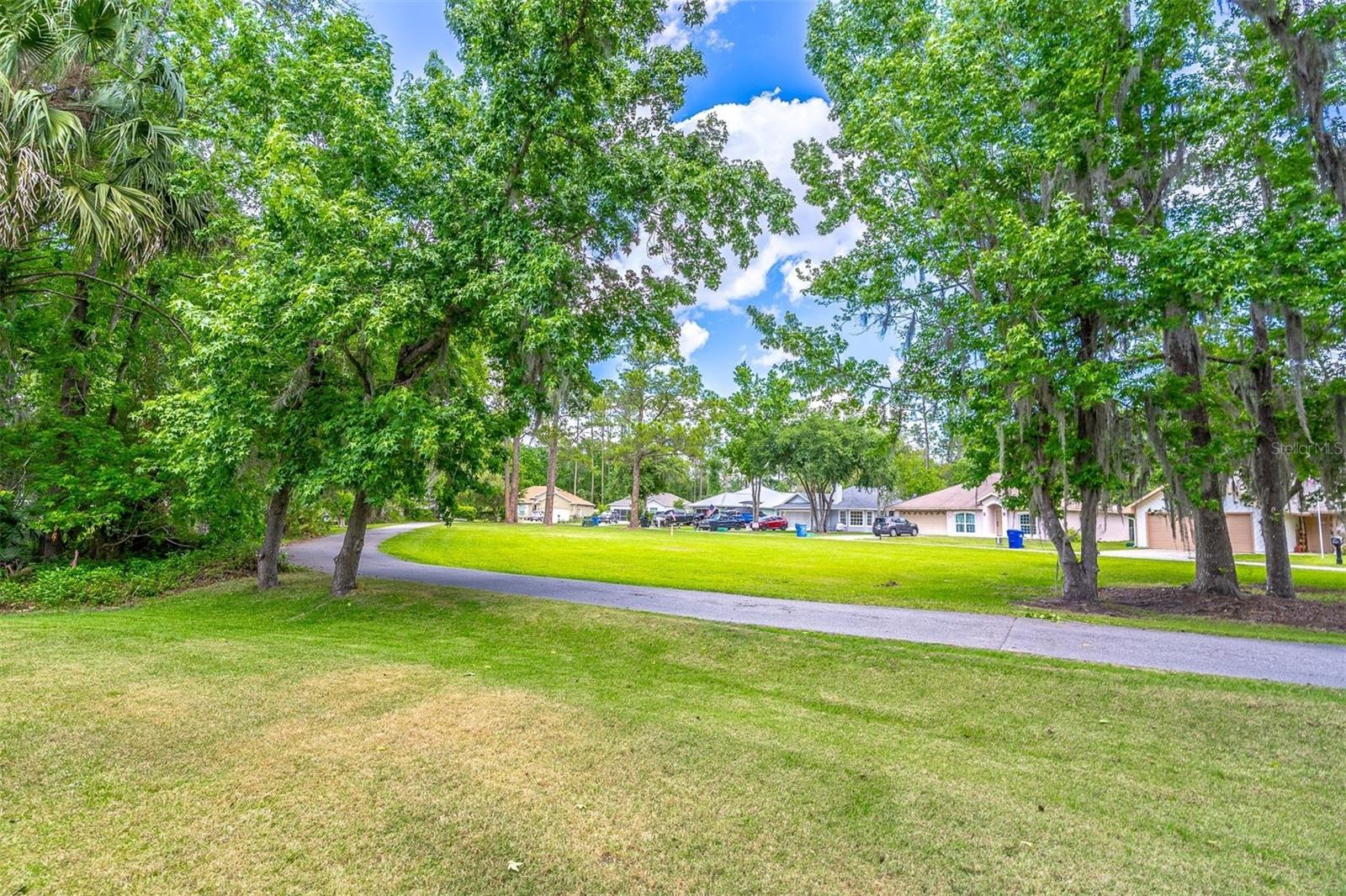 QUAIL HOLLOW ON THE RIVER - Residential