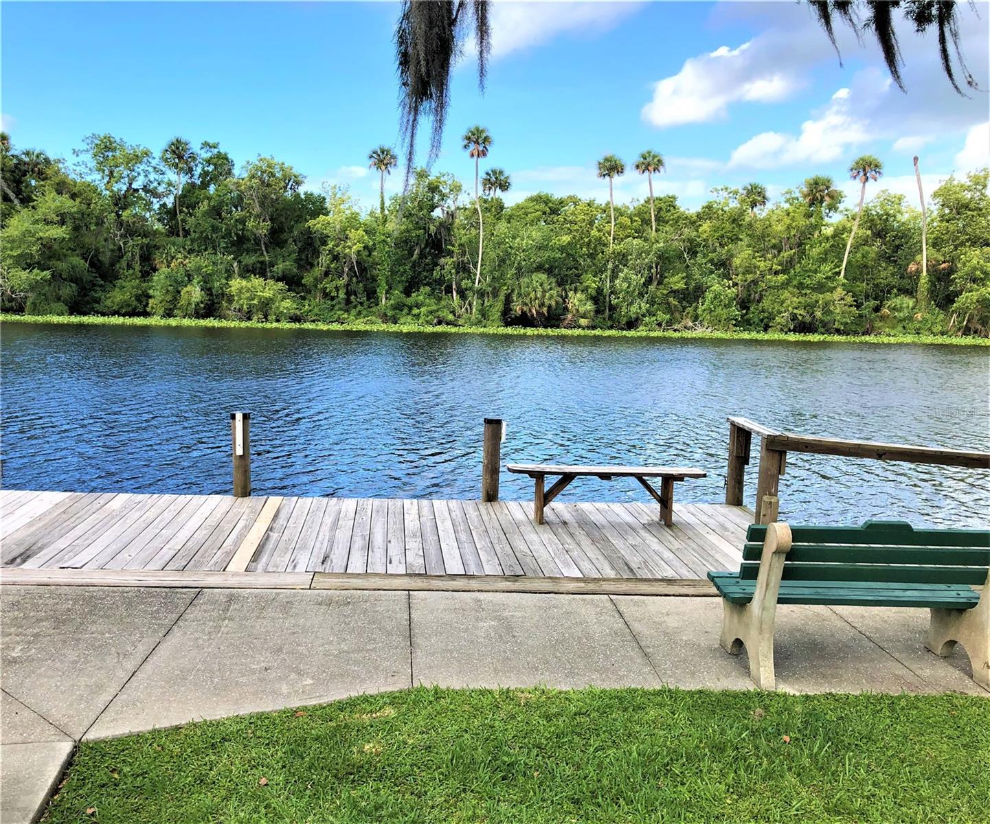 QUAIL HOLLOW ON THE RIVER - Residential