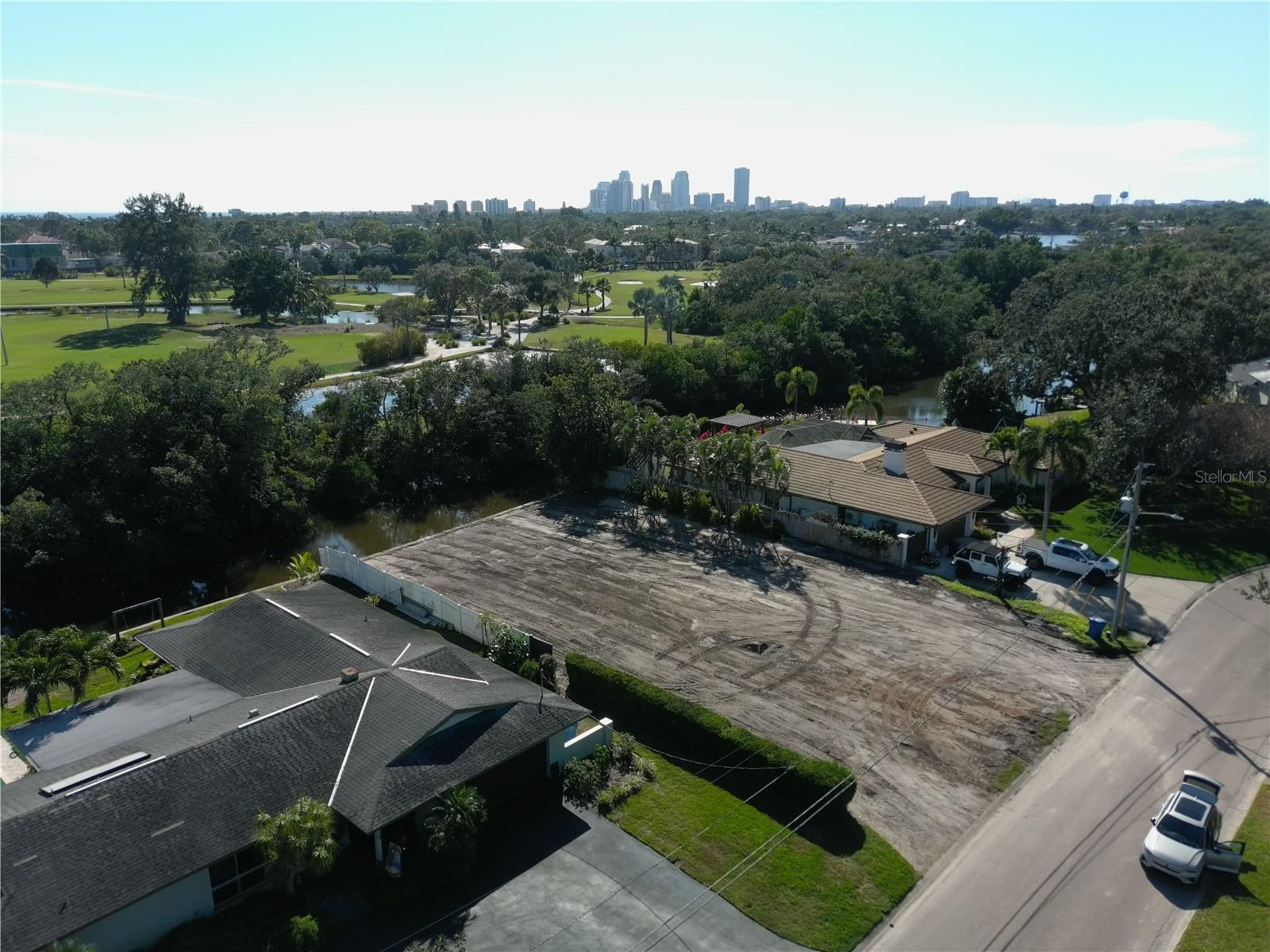 NORTH EAST PARK PLACIDO SHORES - Land