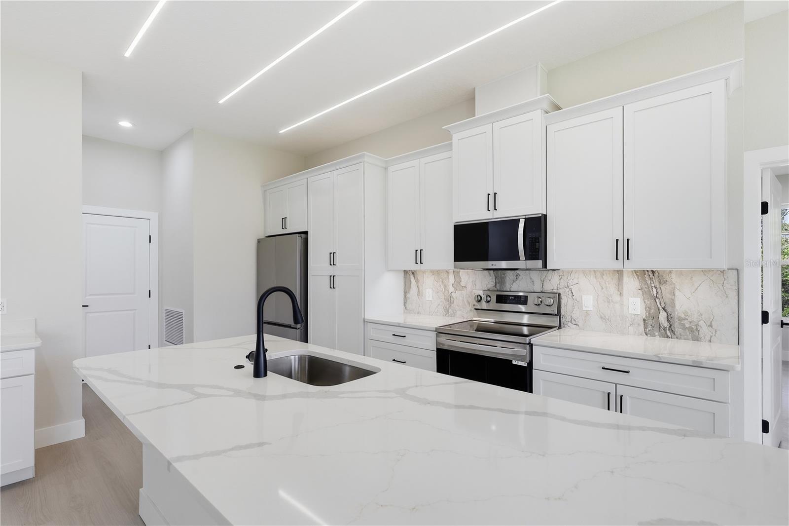 PALM HARBOR - Residential