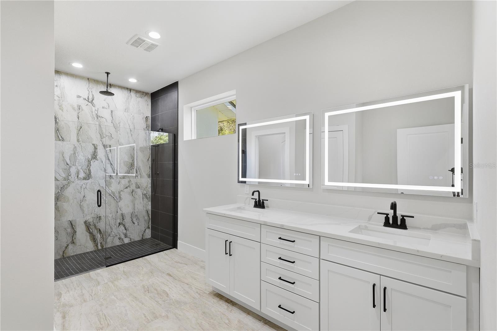 PALM HARBOR - Residential