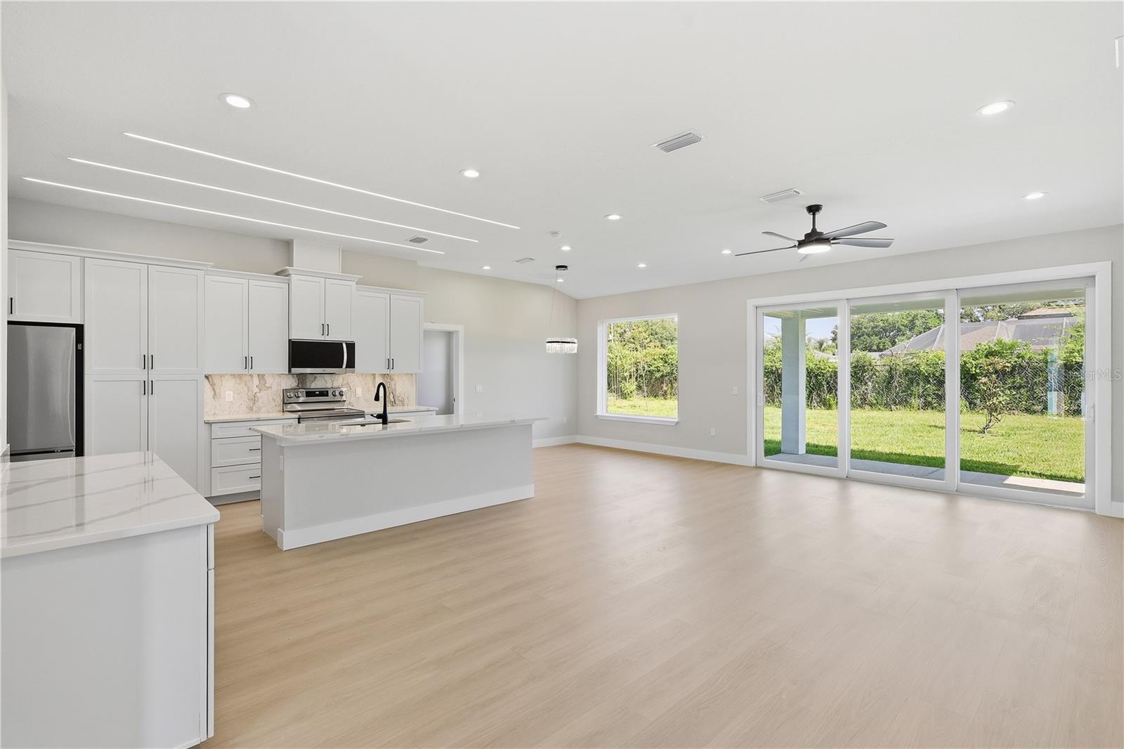 PALM HARBOR - Residential