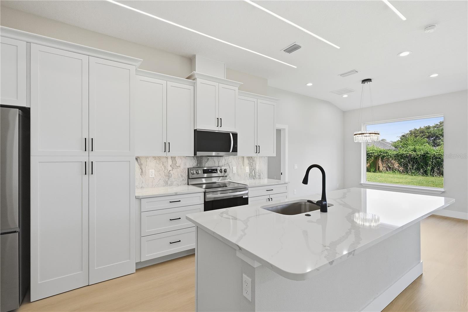 PALM HARBOR - Residential