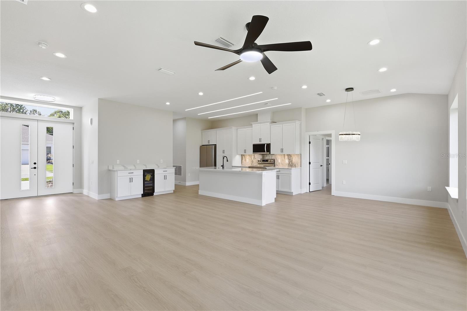 PALM HARBOR - Residential