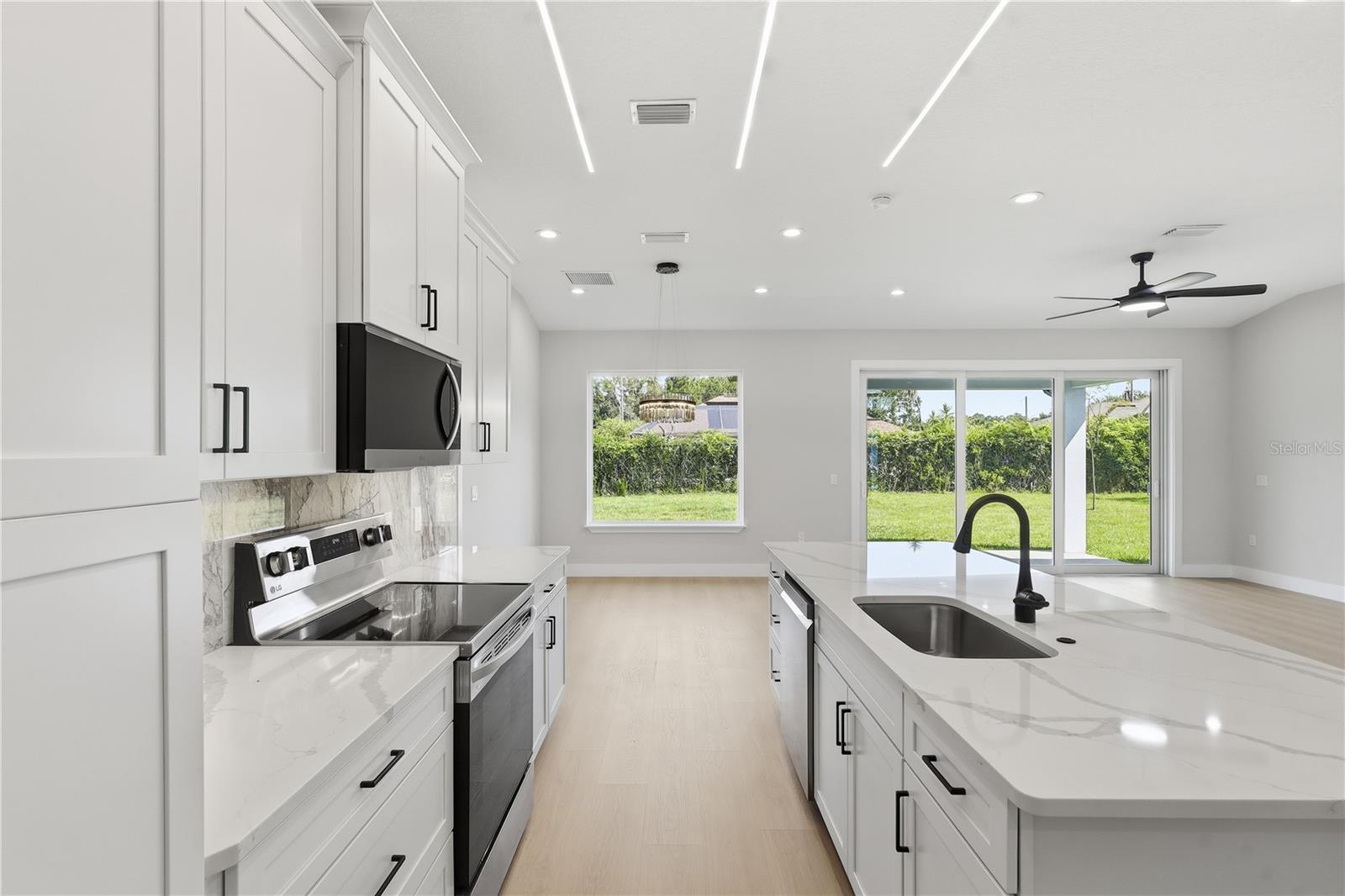PALM HARBOR - Residential