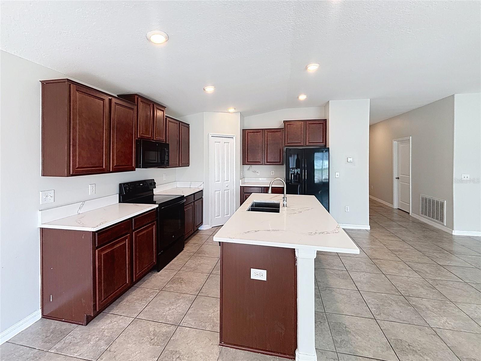 FERN HILL PH 1B - Residential