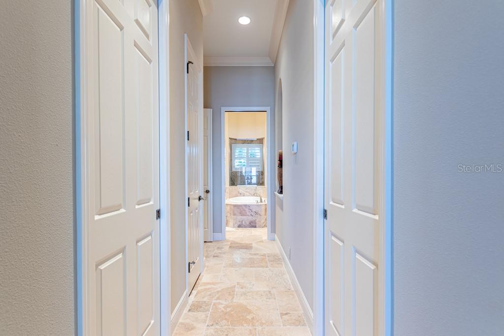 TIERRA VERDE - Residential