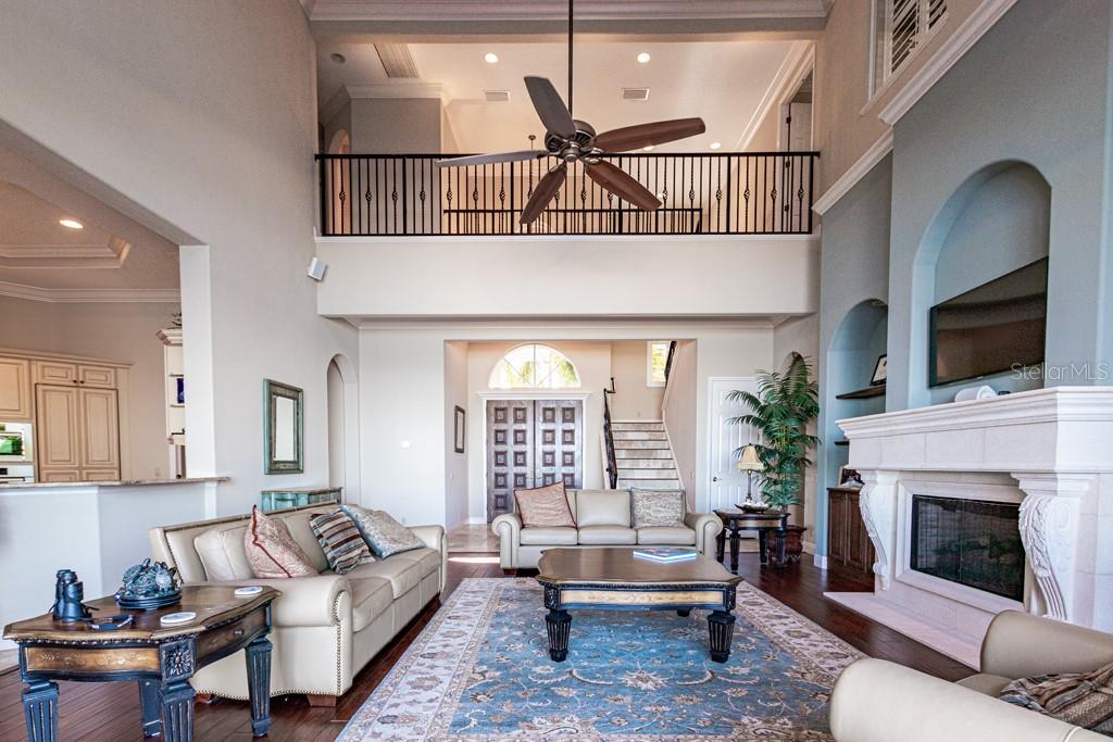 TIERRA VERDE - Residential