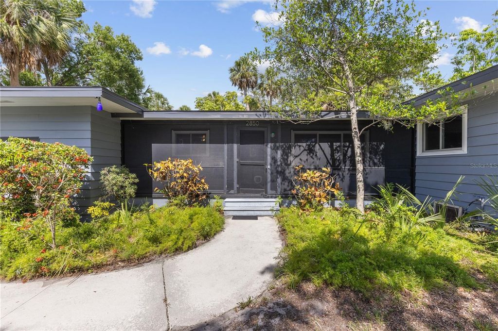 Photo of 2850 Bon Air Avenue, Sarasota, FL 34234 (MLS # A4656144)