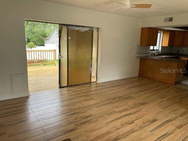 BRIARWOOD - Residential Lease