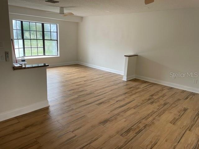 BRIARWOOD - Residential Lease