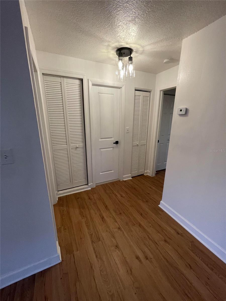 LAKE PADGETT ESTATES EAST - Residential