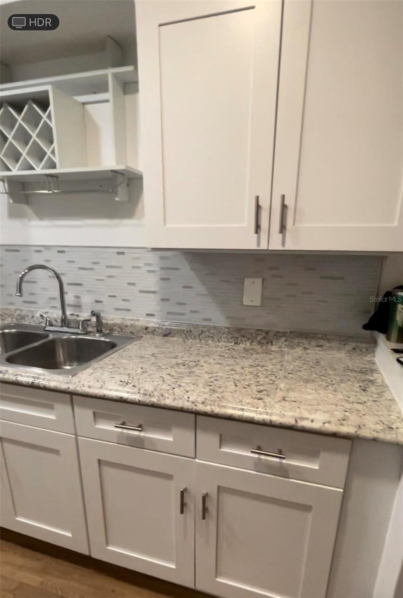 LAKE PADGETT ESTATES EAST - Residential